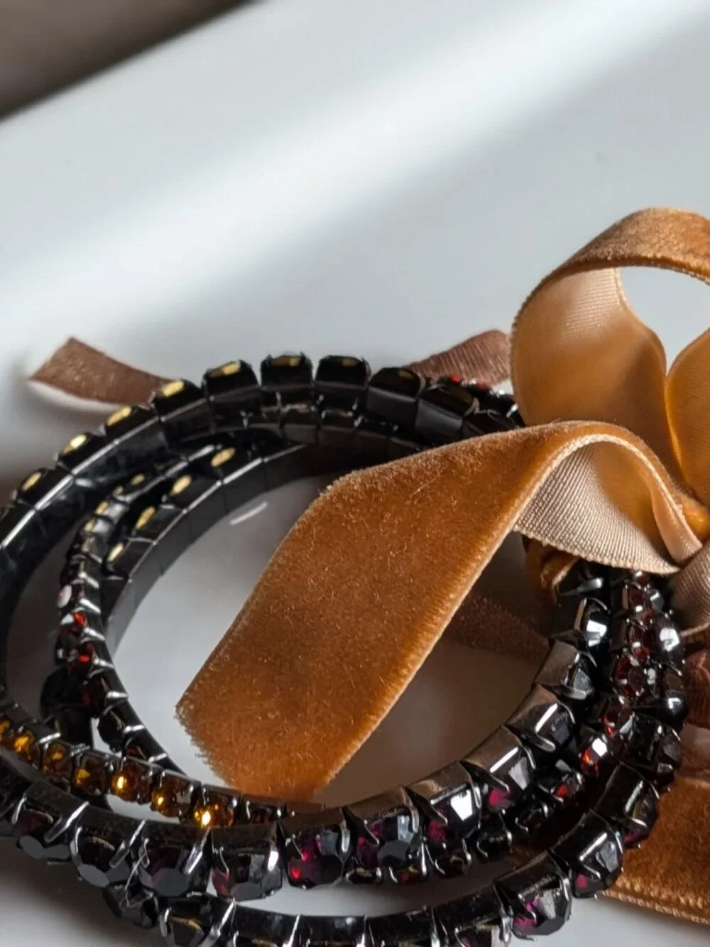 Zara Pack of Combined Elastic Rhinestone Bracelets